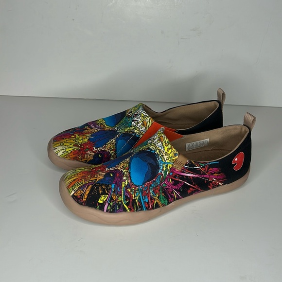 UIN No Body Slip On Shoes - Picture 2 of 14